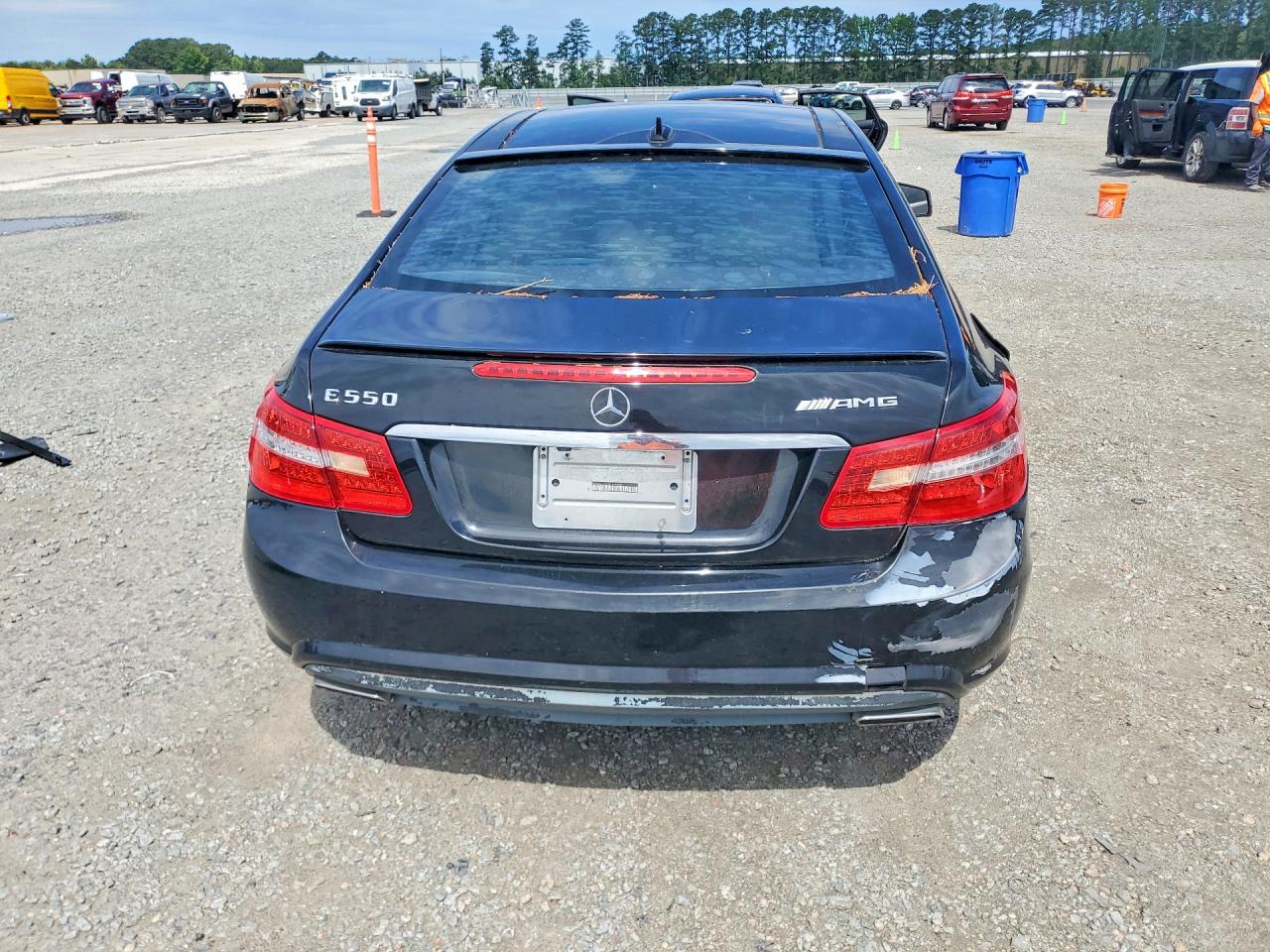 Mercedes-Benz E-Class 550