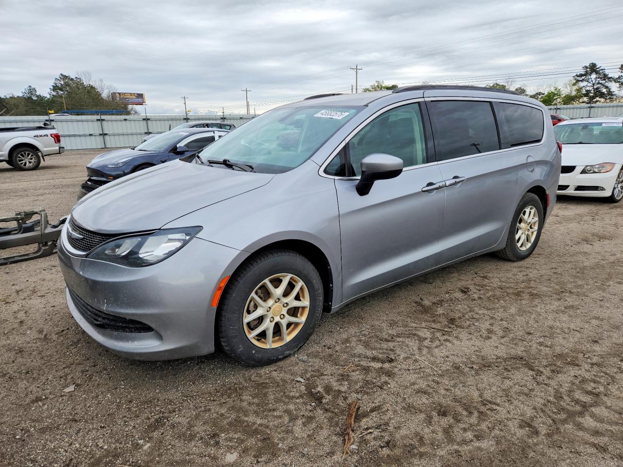 Salvage Chrysler Minivan Image