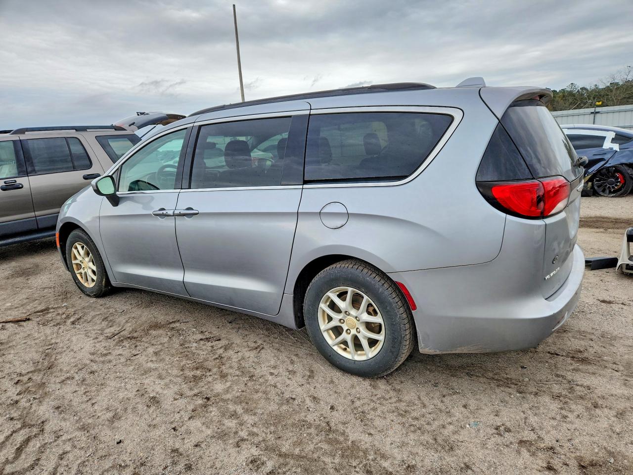 Chrysler Minivan Lxi