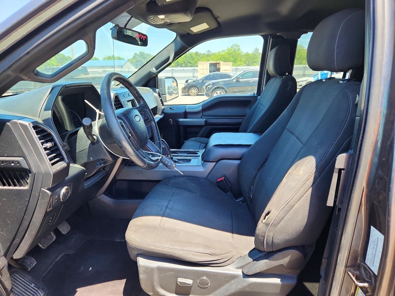 Ford F-150 Super Cab