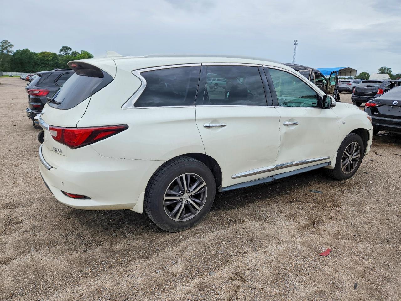 INFINITI Qx Base