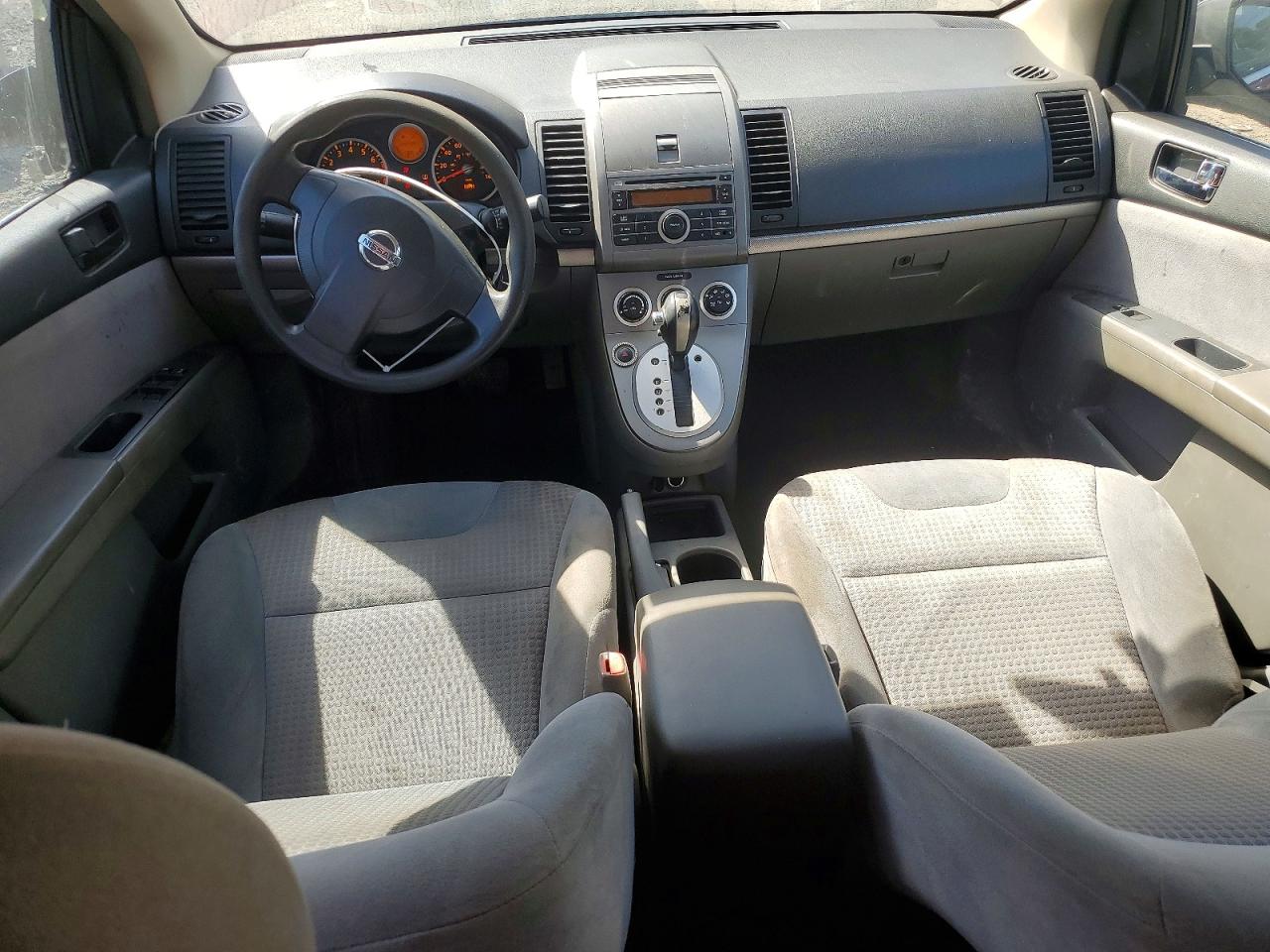 Nissan Sentra 2.0