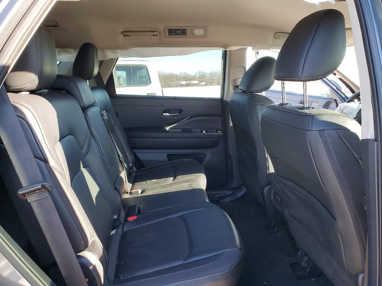 Nissan Pathfinder Sl