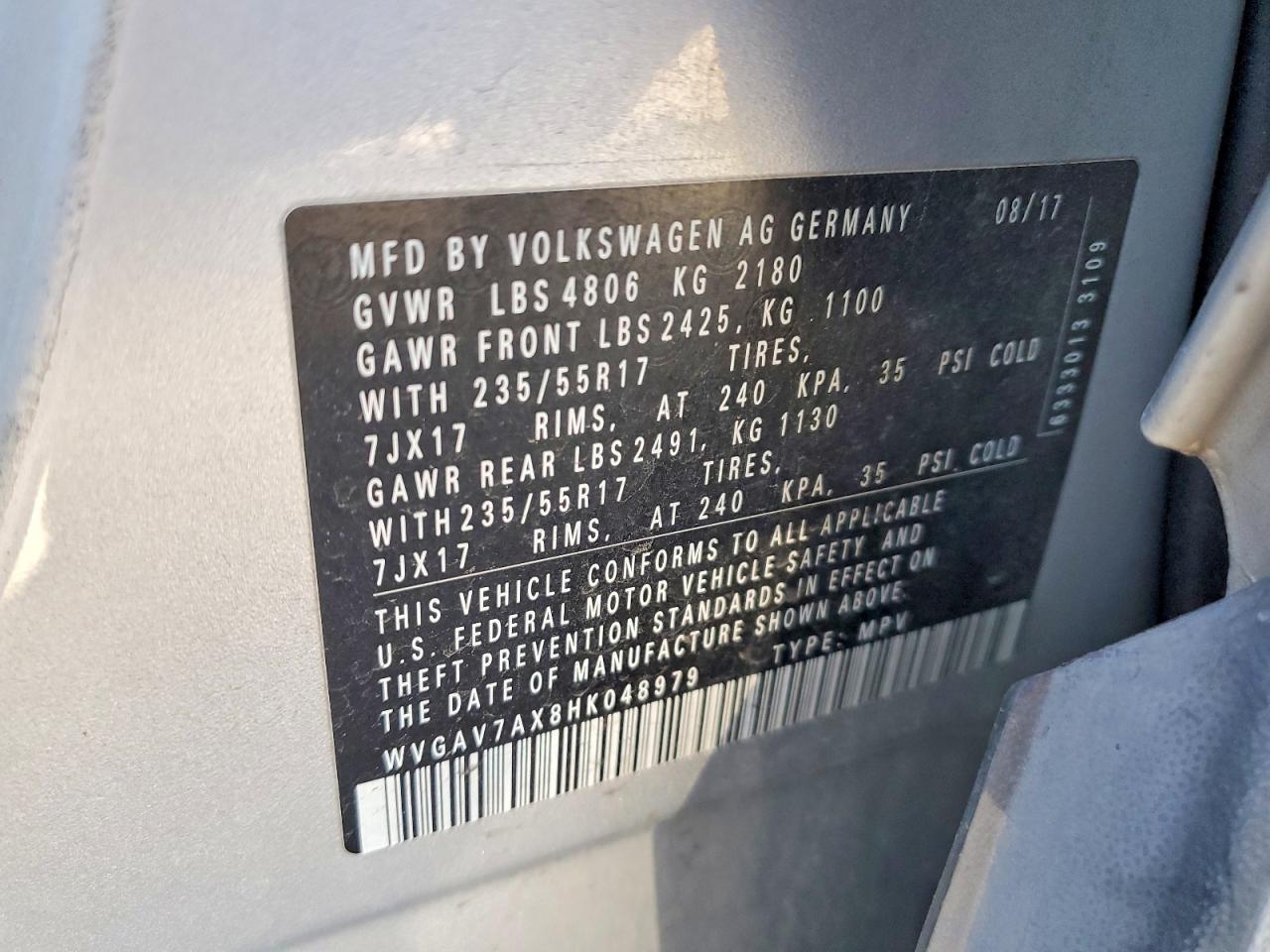 Volkswagen Tiguan S
