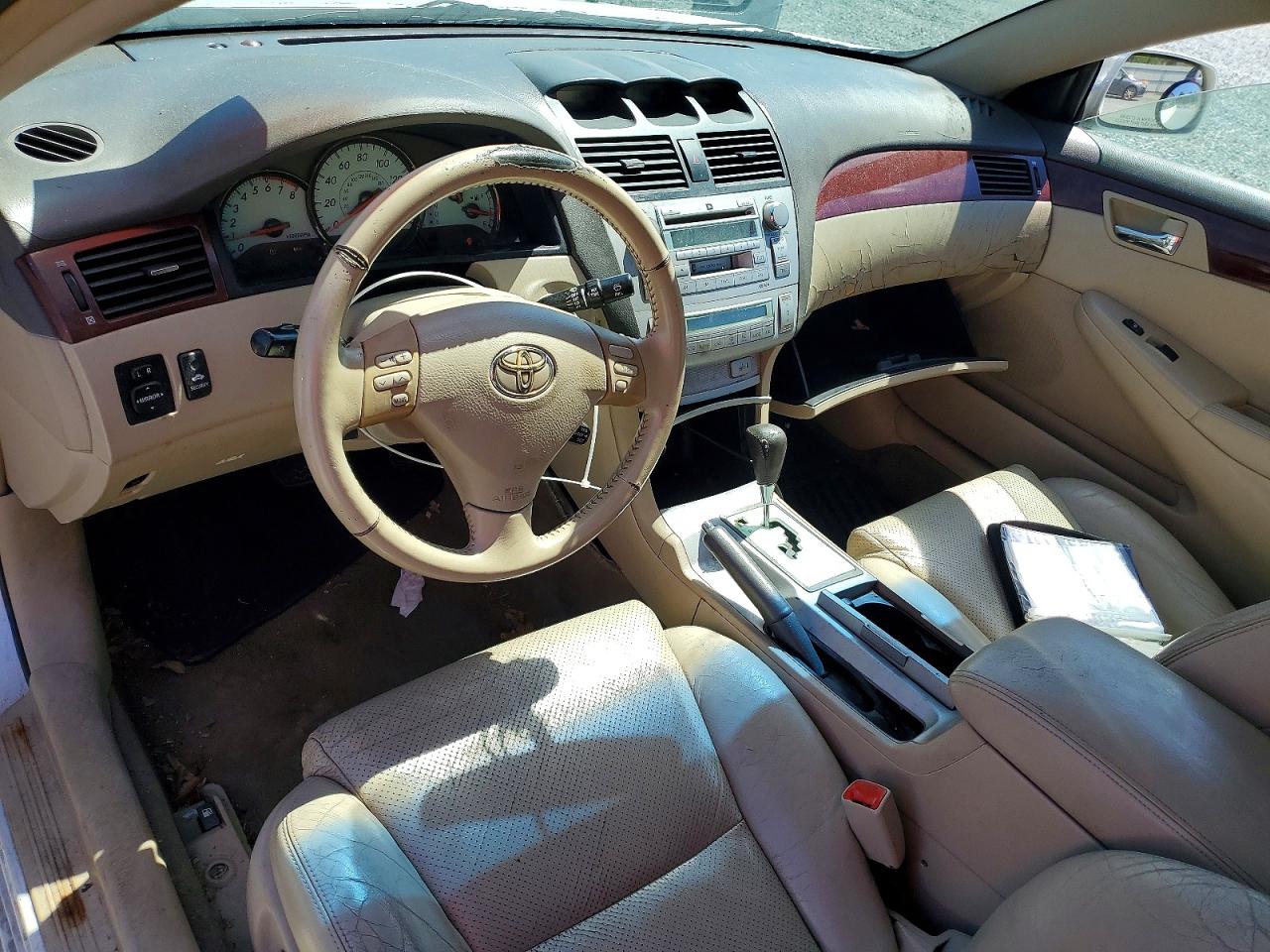 Toyota Camry Sle V6