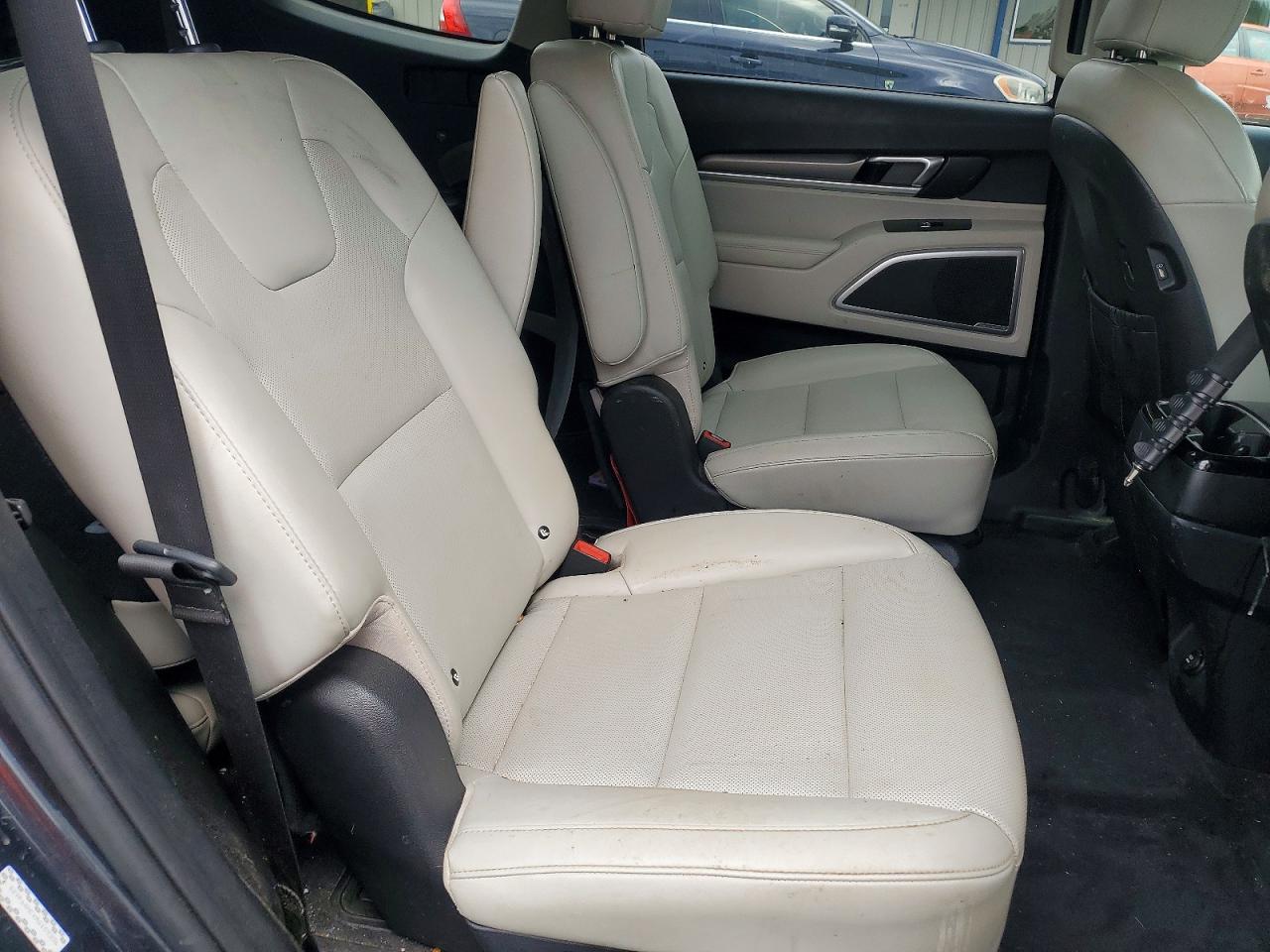 Kia Telluride S