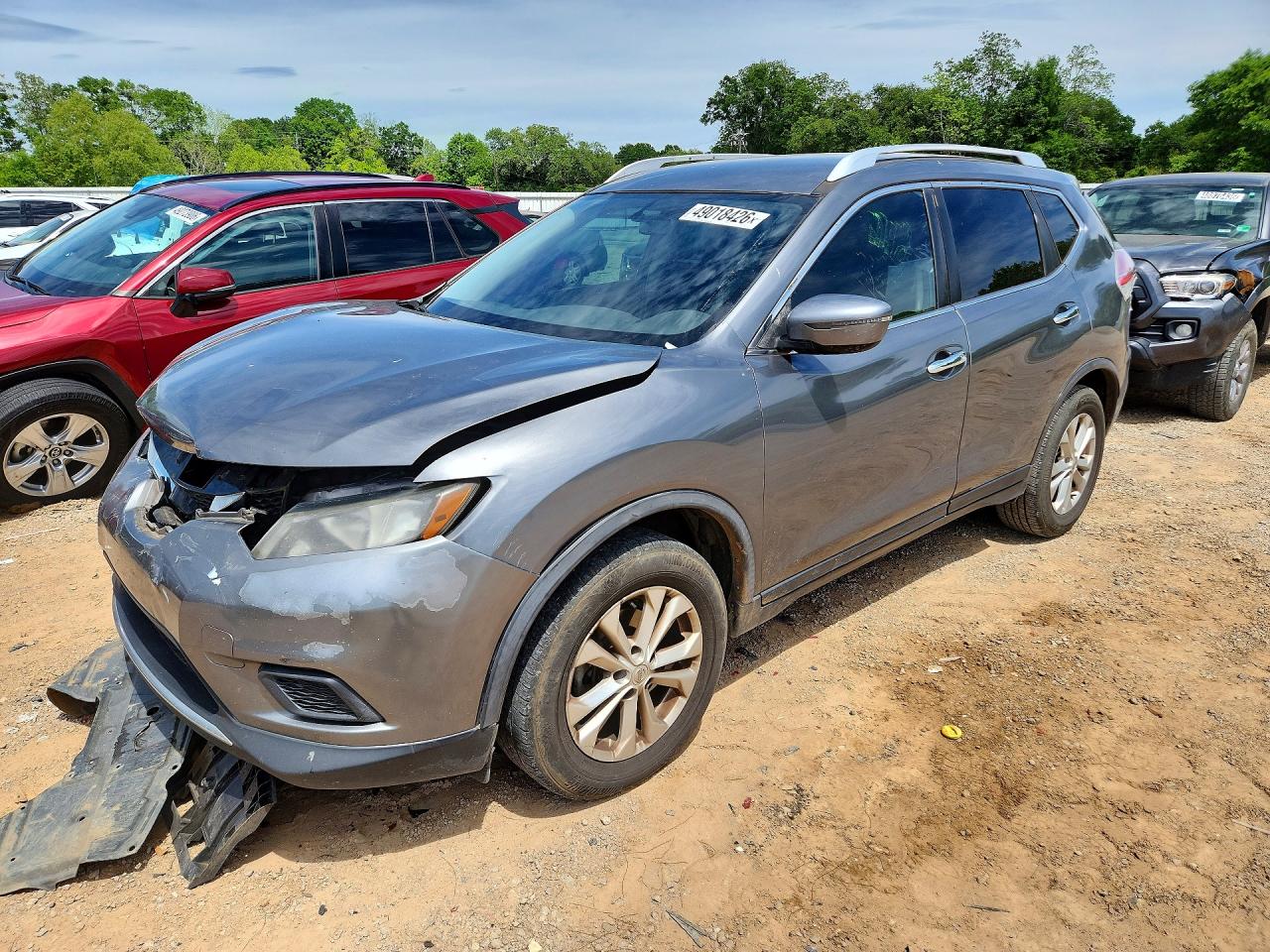 Salvage Nissan Rogue Image
