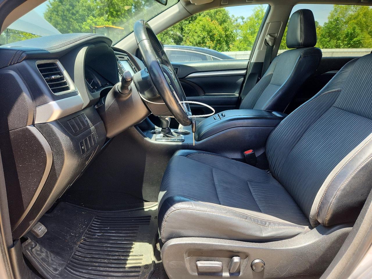 Toyota Highlander Le Plus