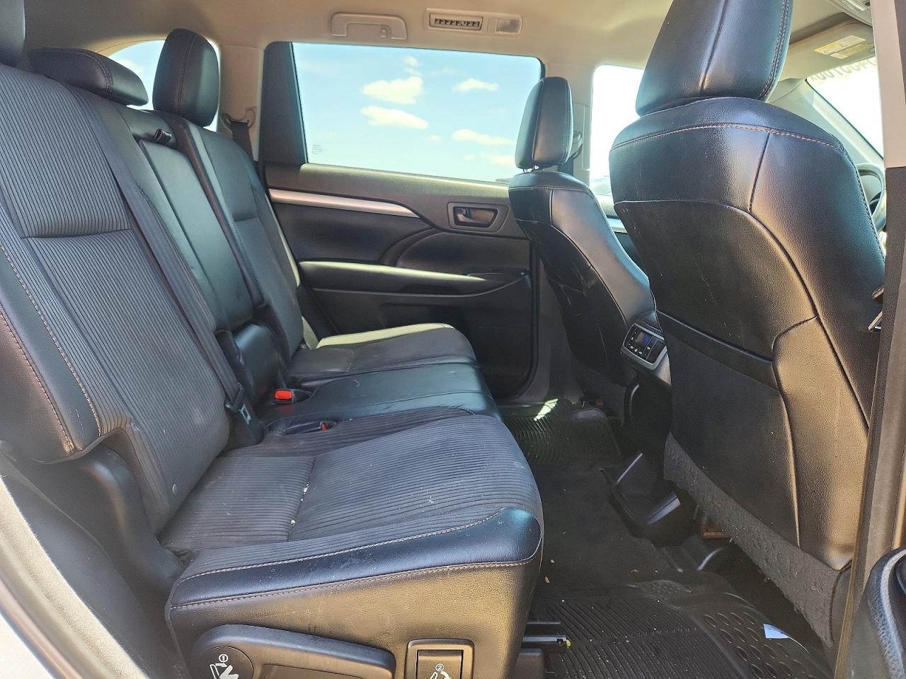 Toyota Highlander Le Plus