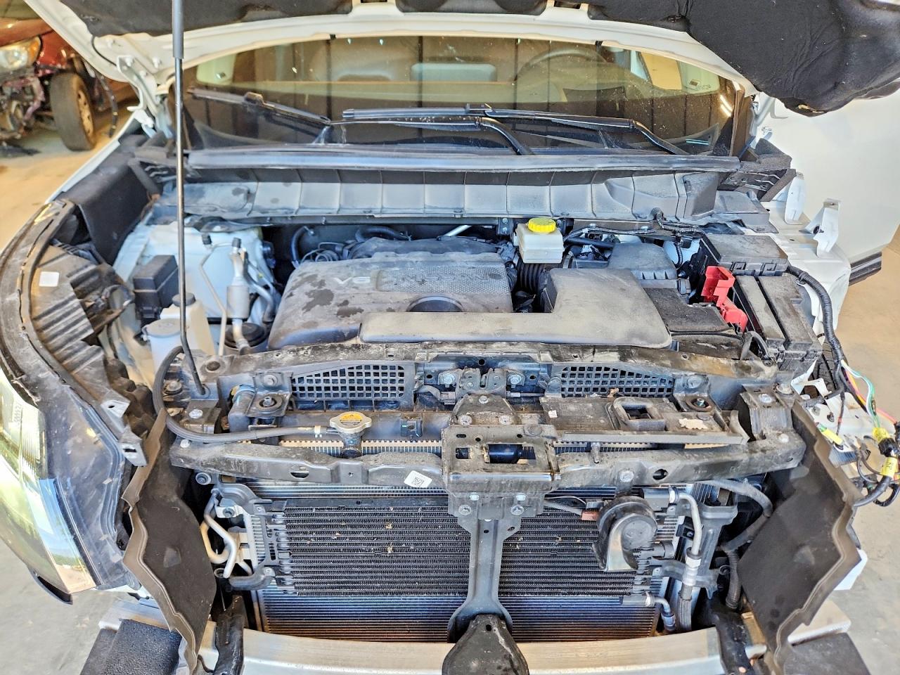 Nissan Pathfinder Platinum
