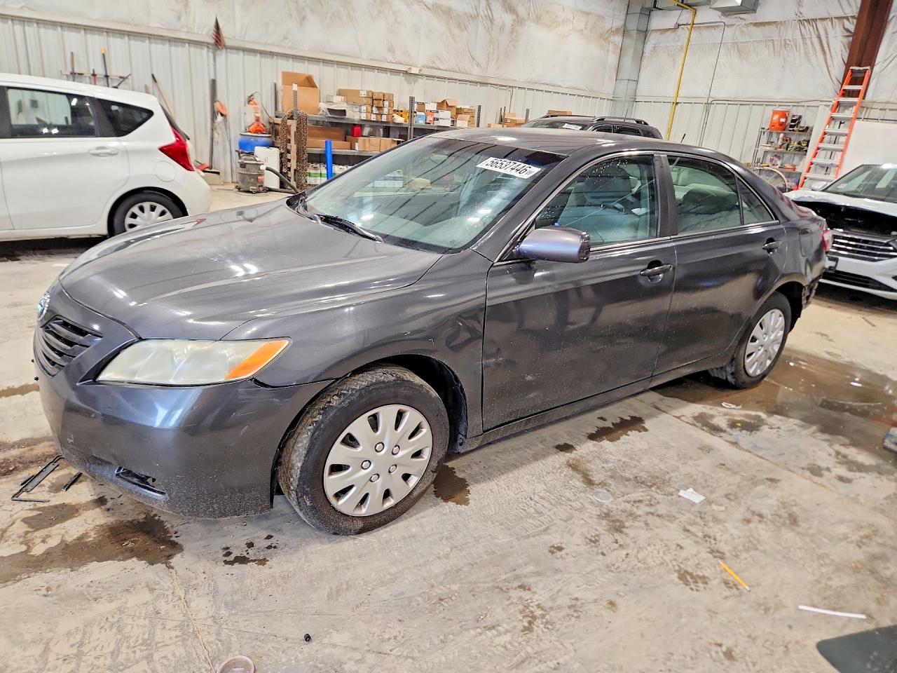 Salvage Toyota Camry Image