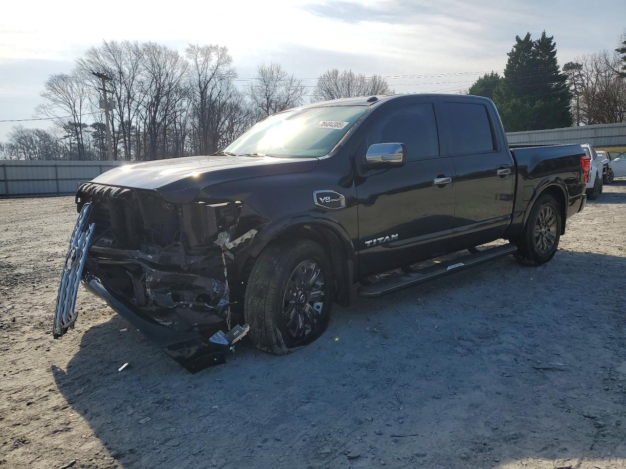 Salvage Nissan Titan Image