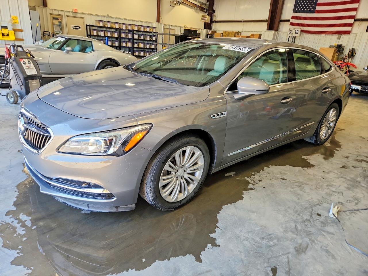 Salvage Buick LaCrosse Image