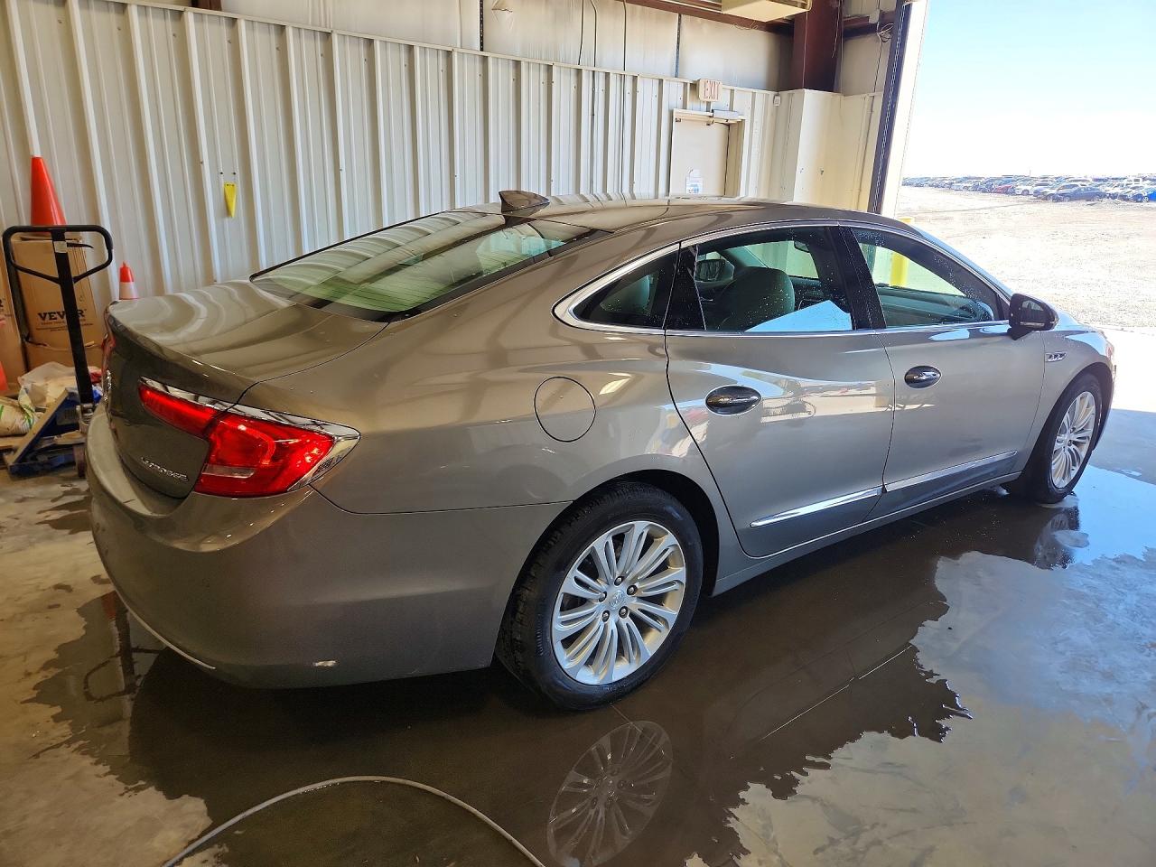 Buick LaCrosse Preferred
