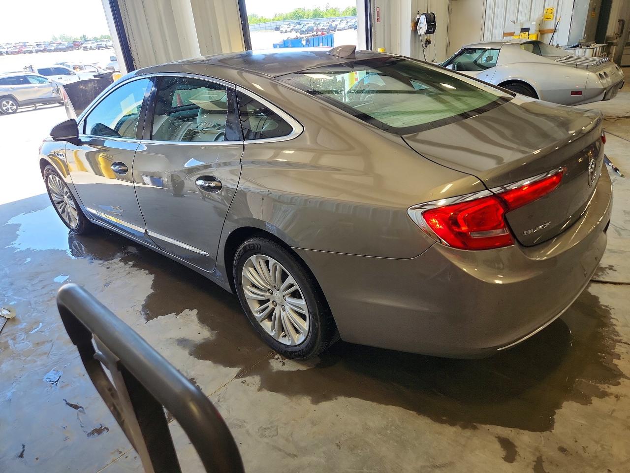Buick LaCrosse Preferred