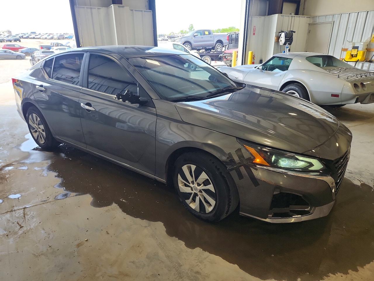 Nissan Altima S