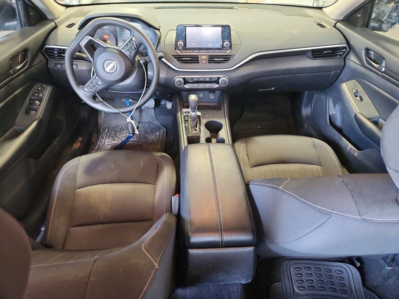 Nissan Altima S