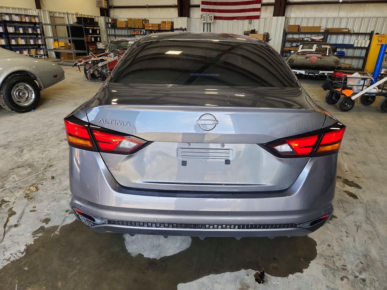 Nissan Altima S