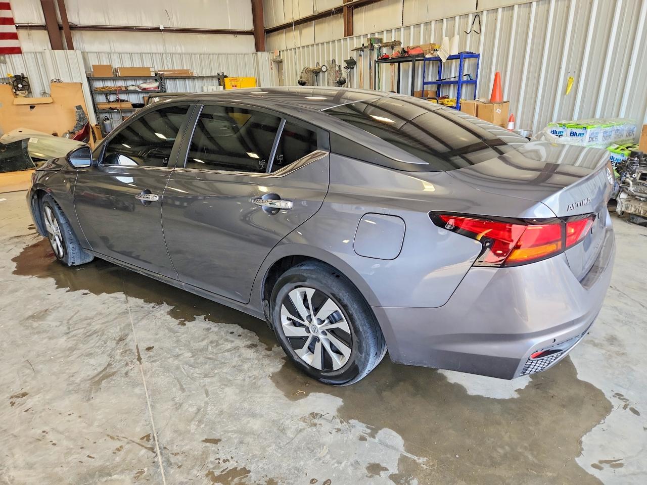 Nissan Altima S