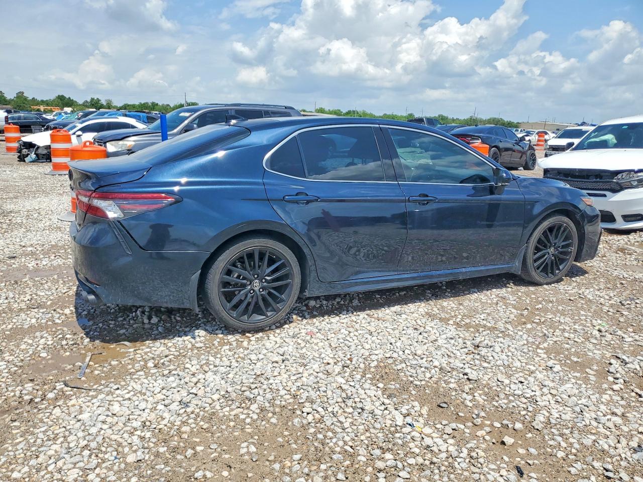 Toyota Camry Xse