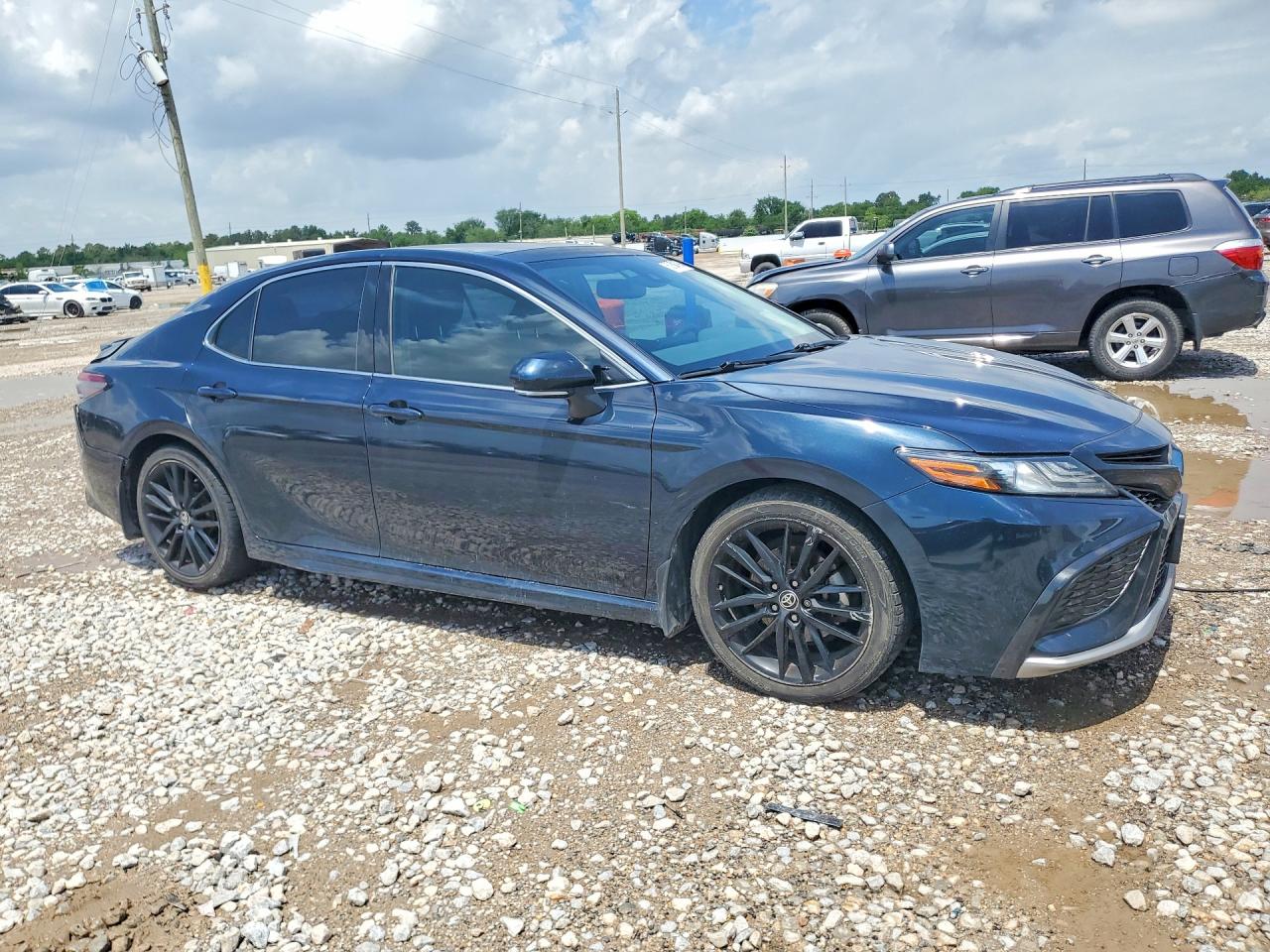 Toyota Camry Xse