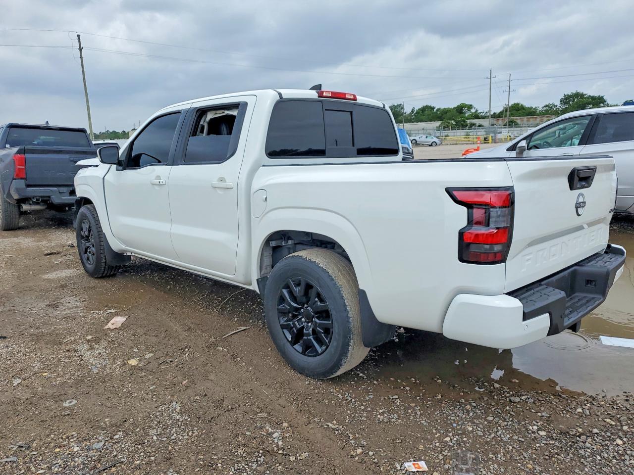 Nissan Frontier Sv