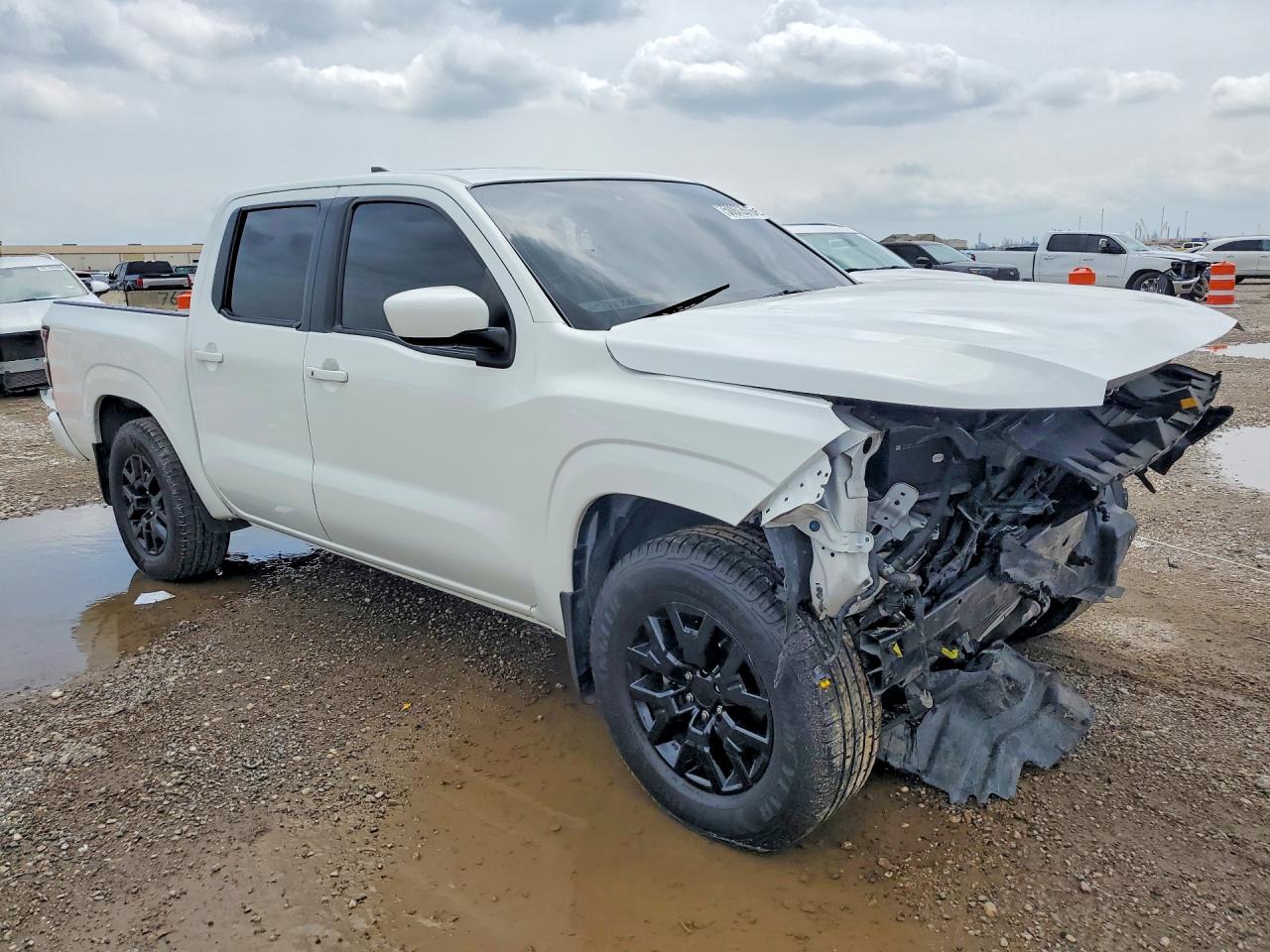 Nissan Frontier Sv
