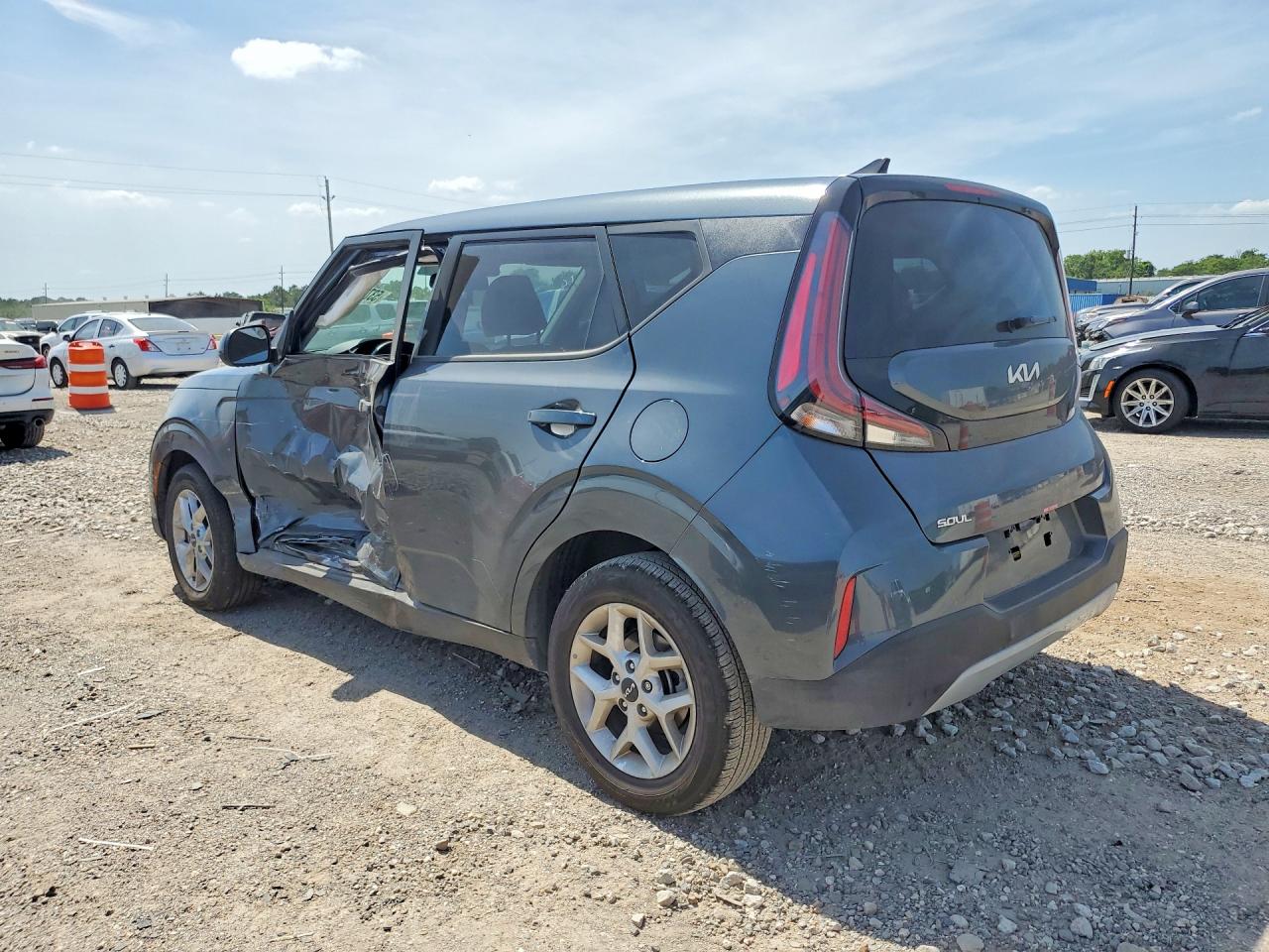 Kia Soul Lx