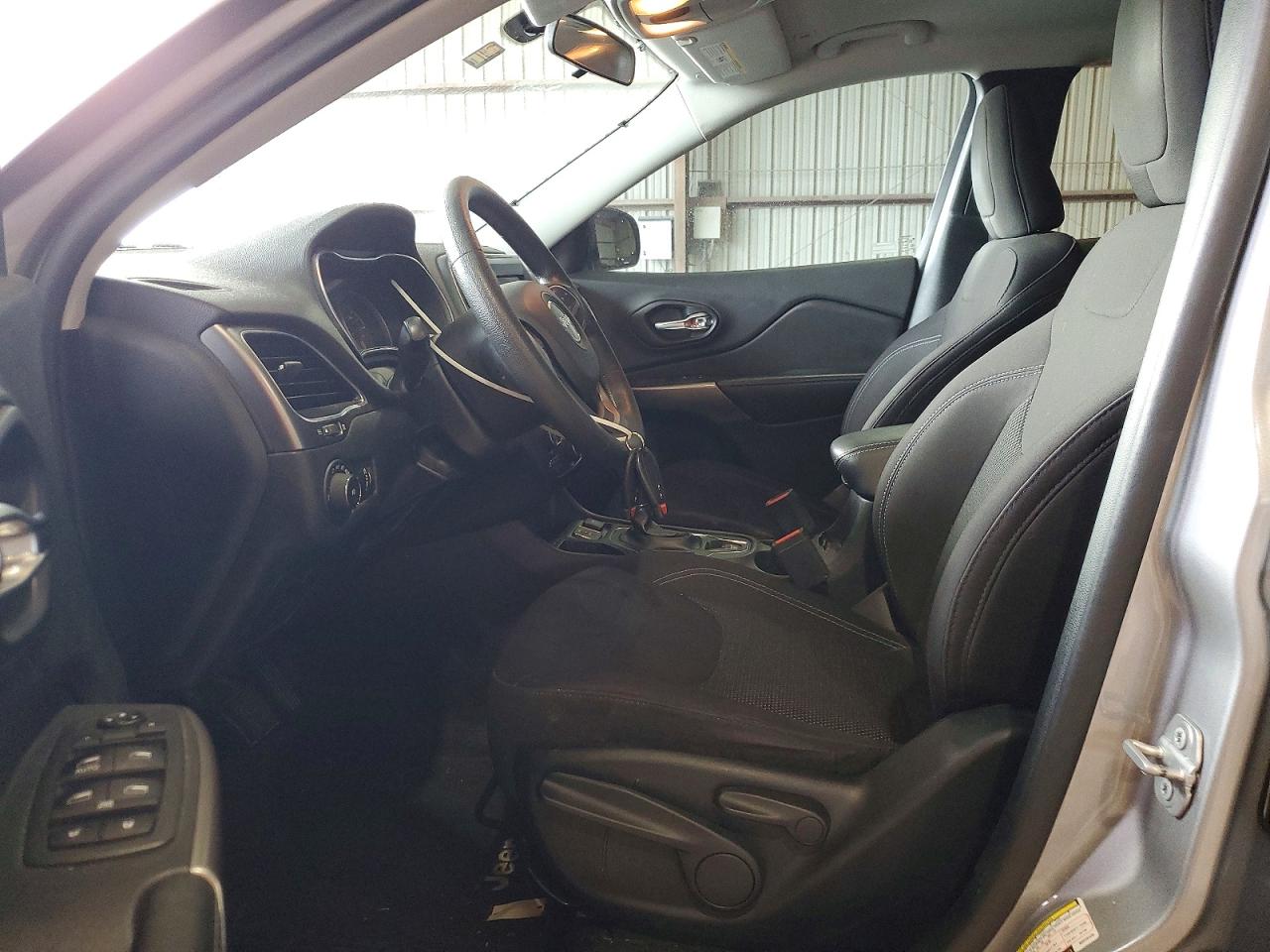 Jeep Grand Cherokee Latitude