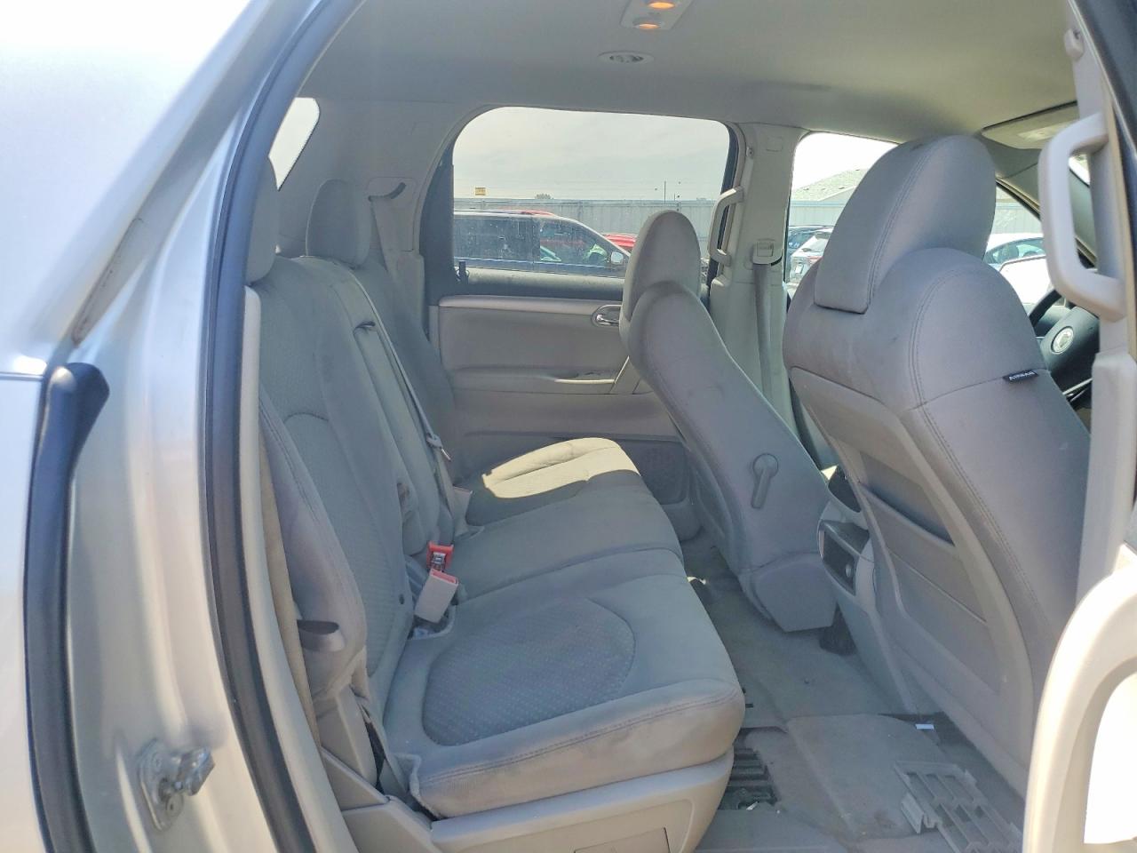 Saturn Outlook Xe