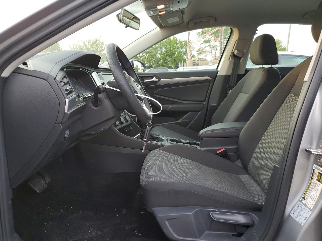 Volkswagen Jetta S