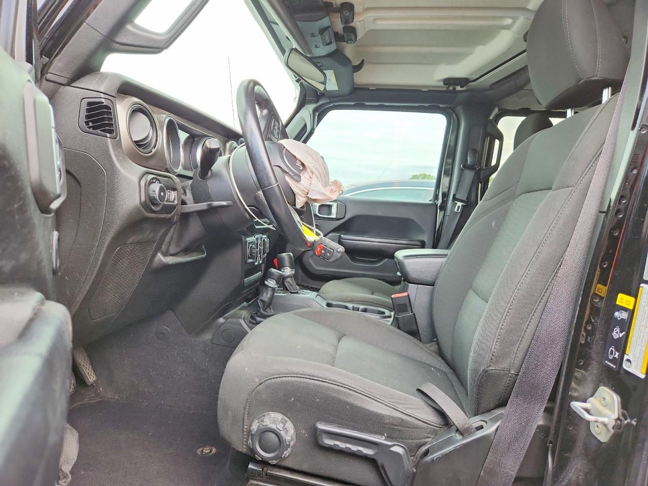 Jeep Wrangler Sport