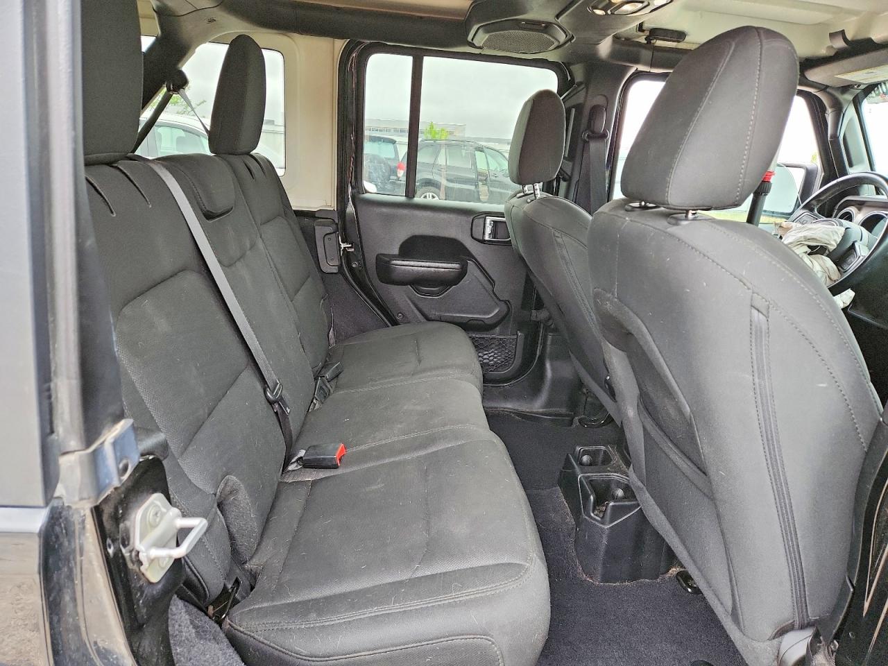 Jeep Wrangler Sport