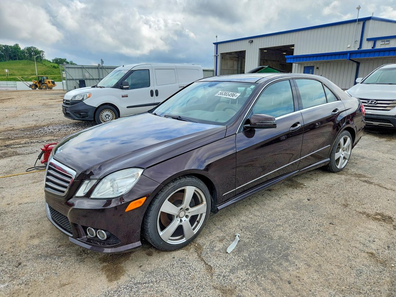 Salvage Mercedes-Benz E-Class Image