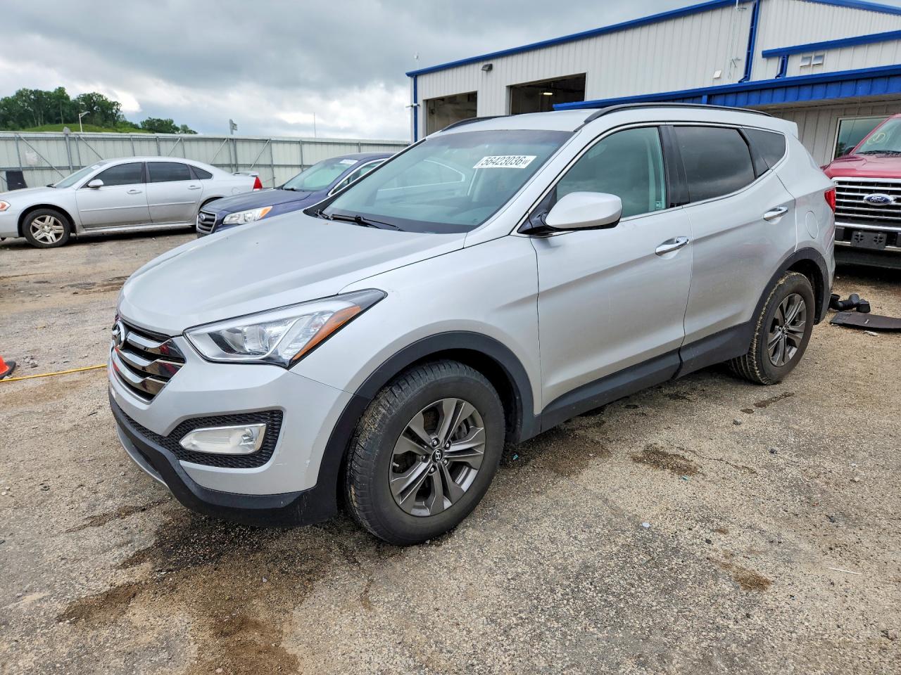 Salvage Hyundai SANTA FE Image