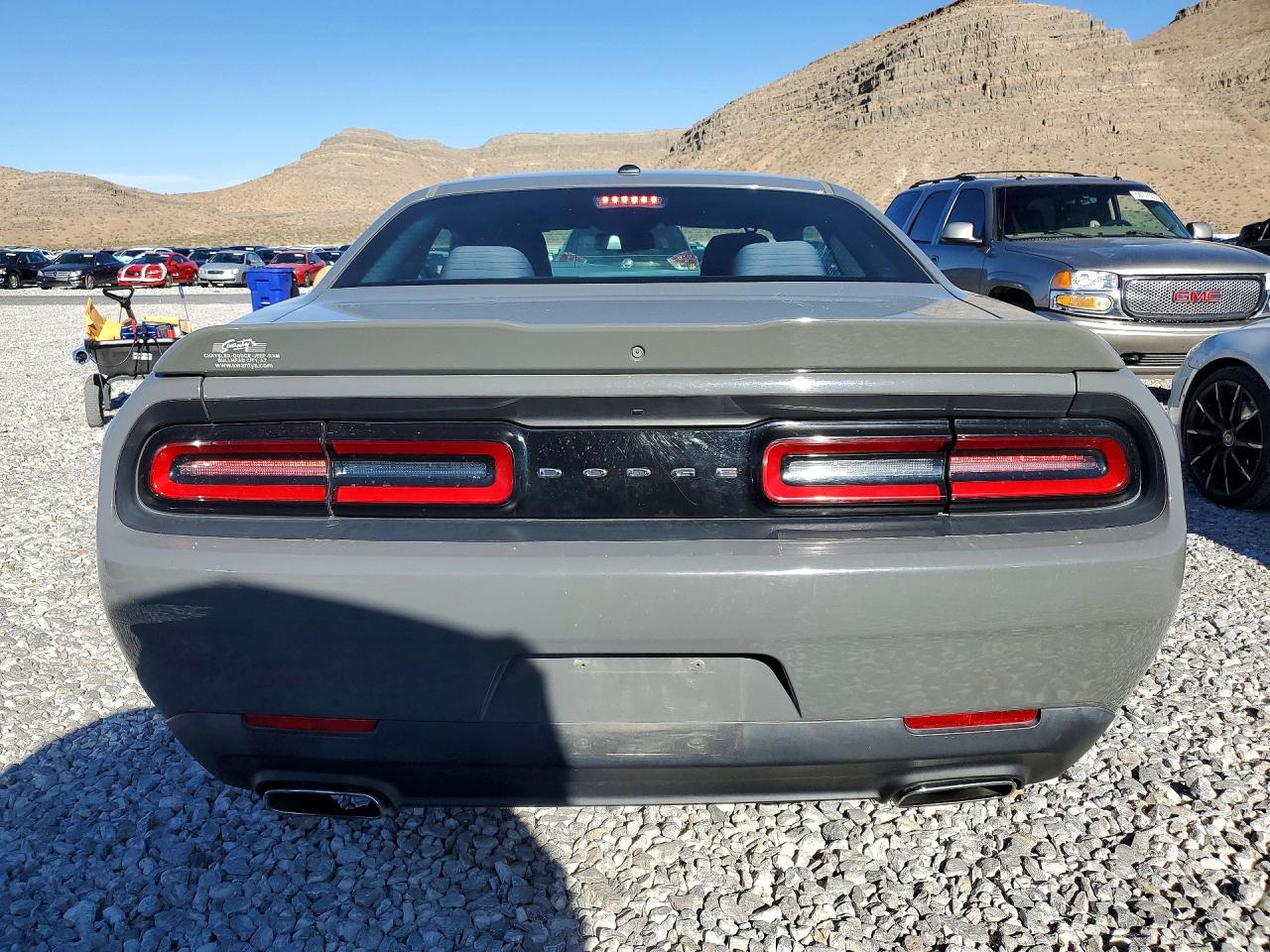 Dodge Challenger Sxt