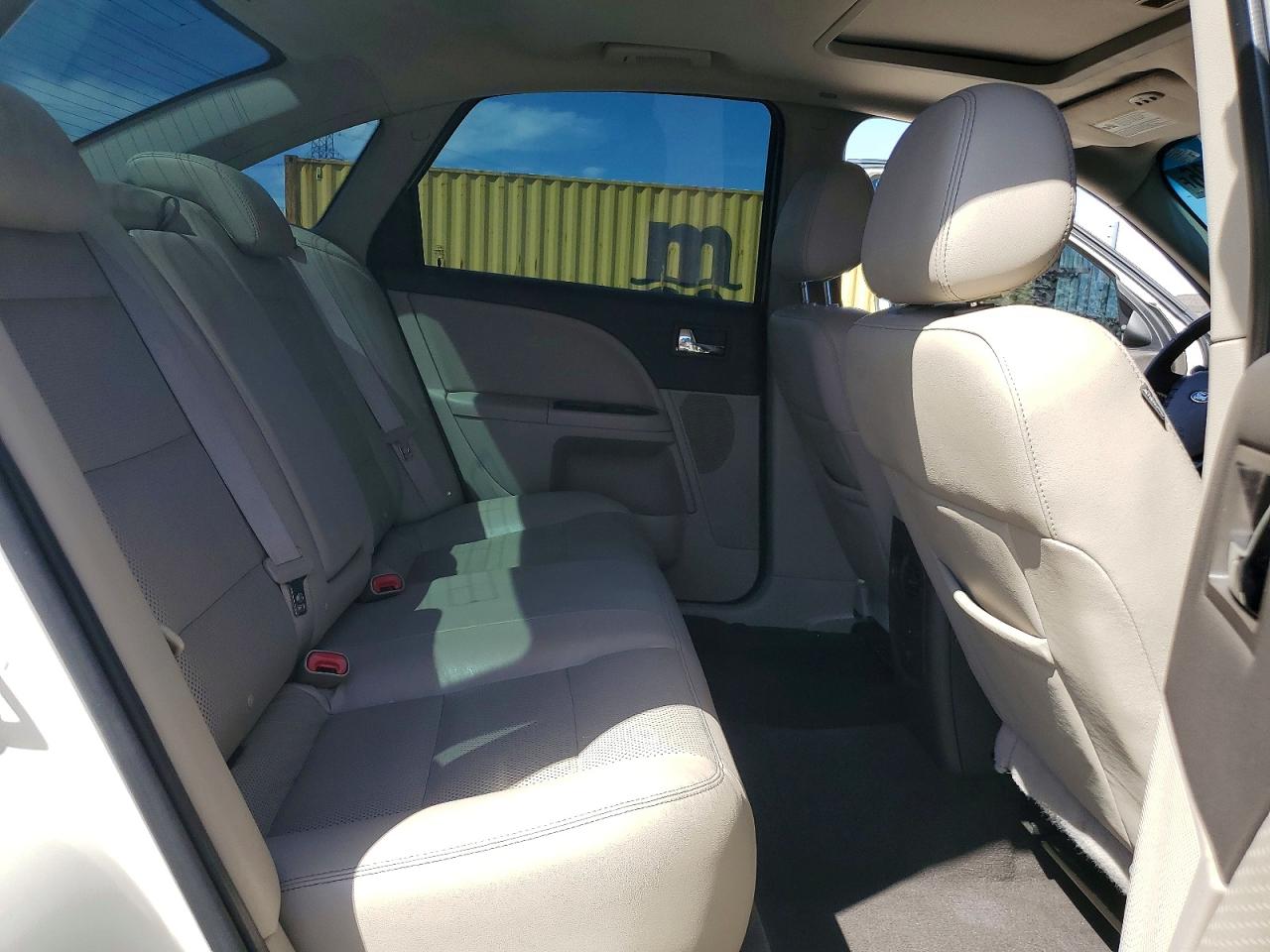 Ford Taurus Limited
