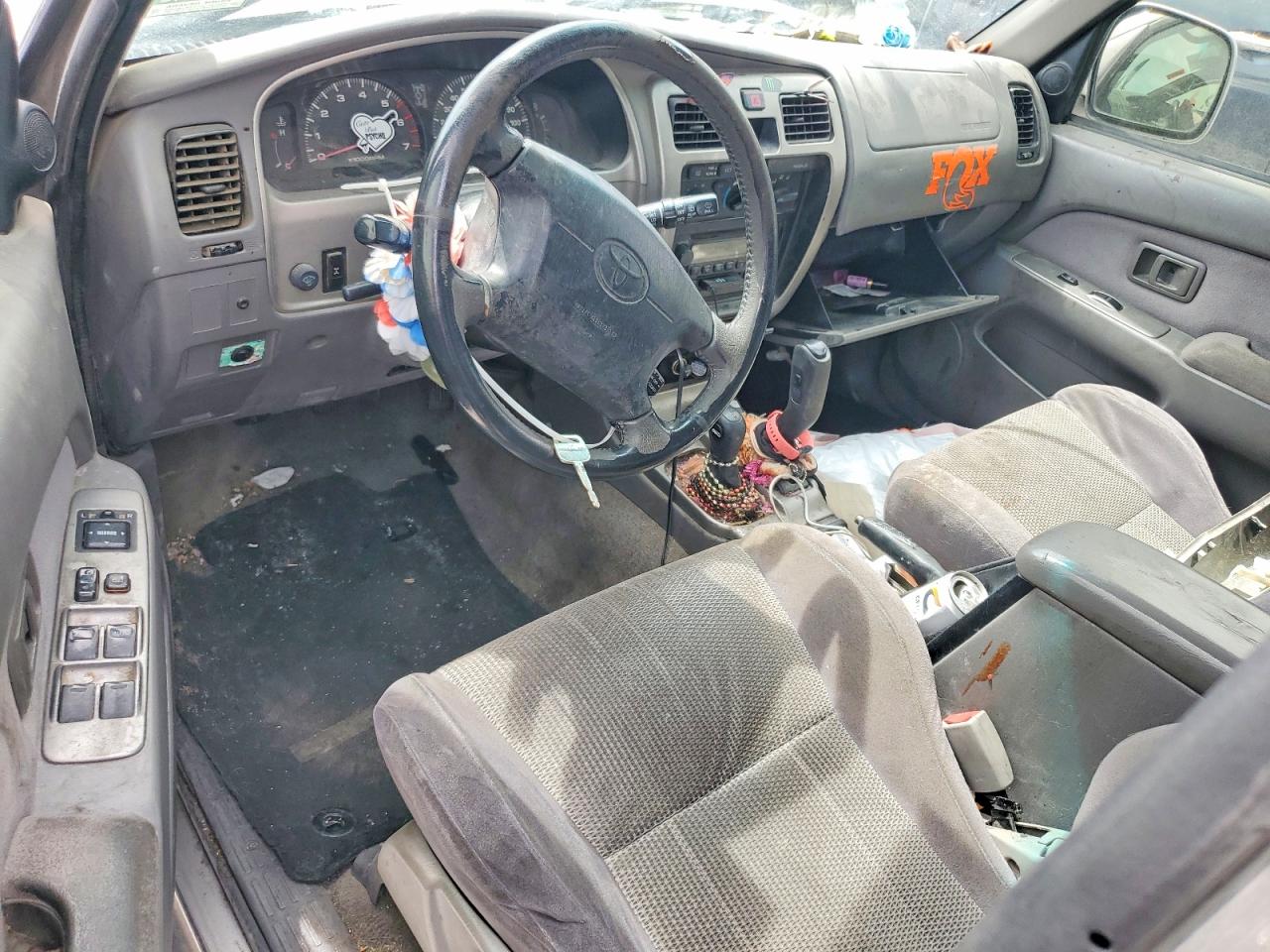 Toyota 4Runner Sr5