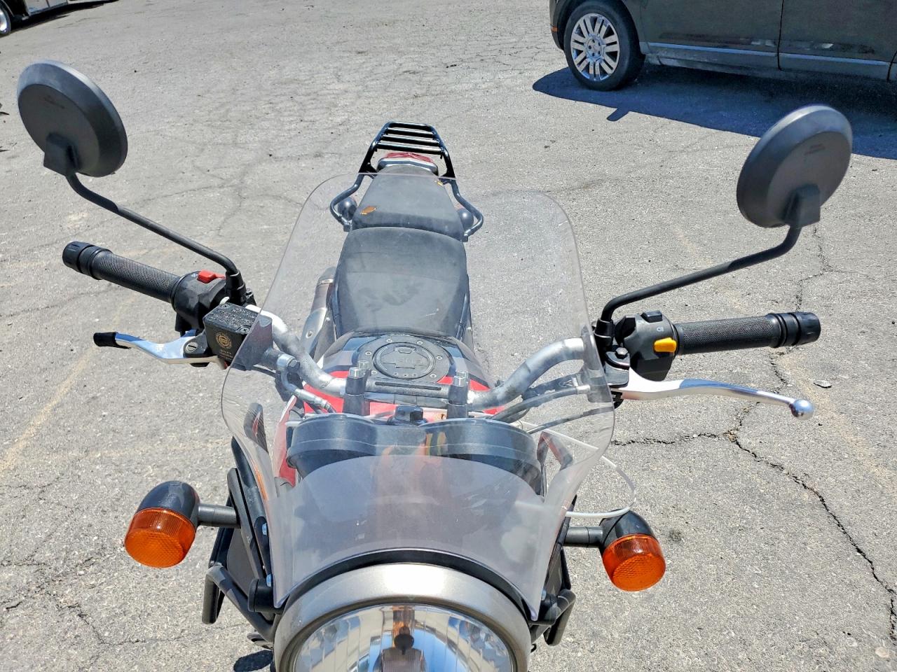 Royal Enfield Motors Himalayan