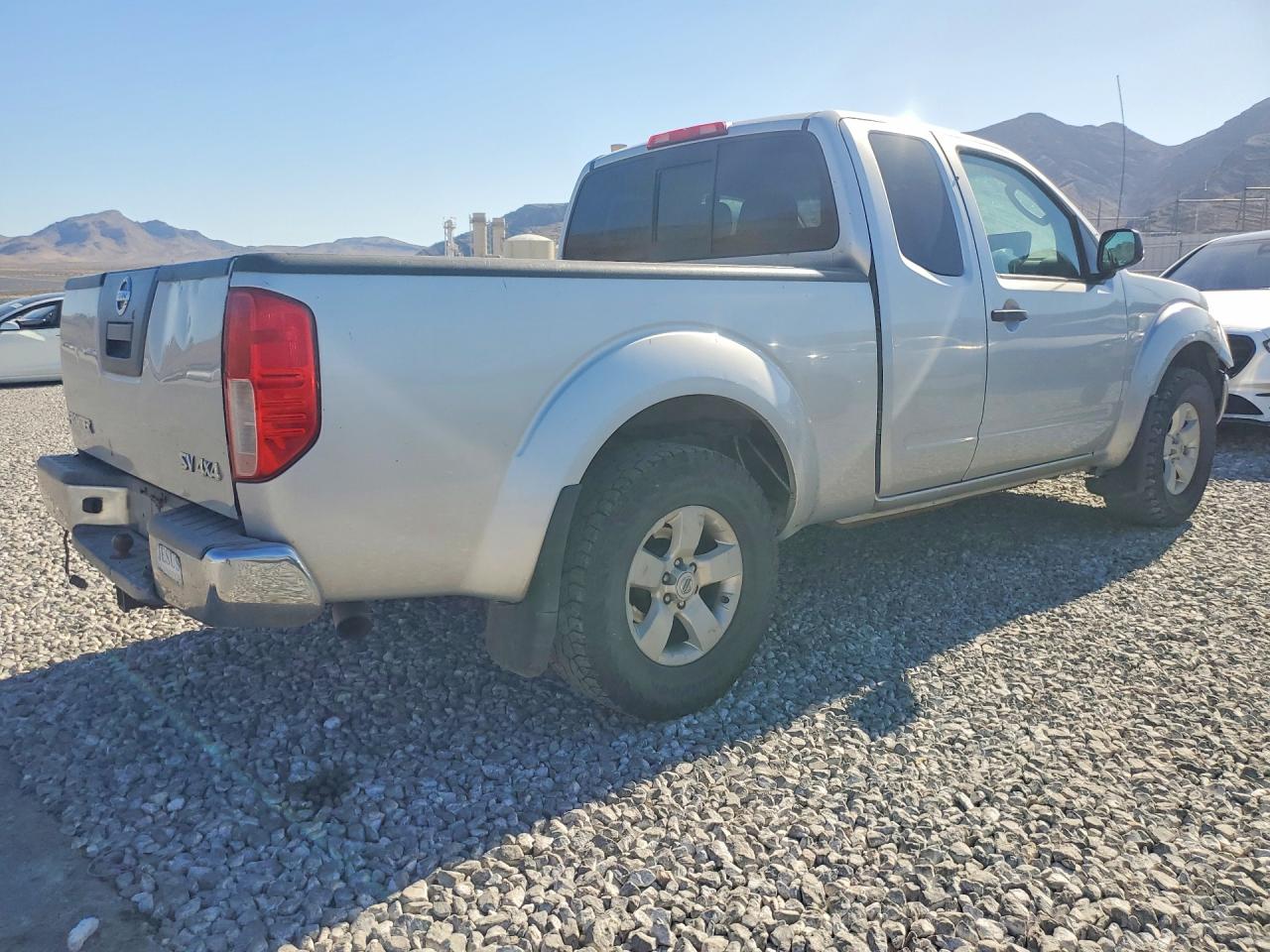 Nissan Frontier Sv V6