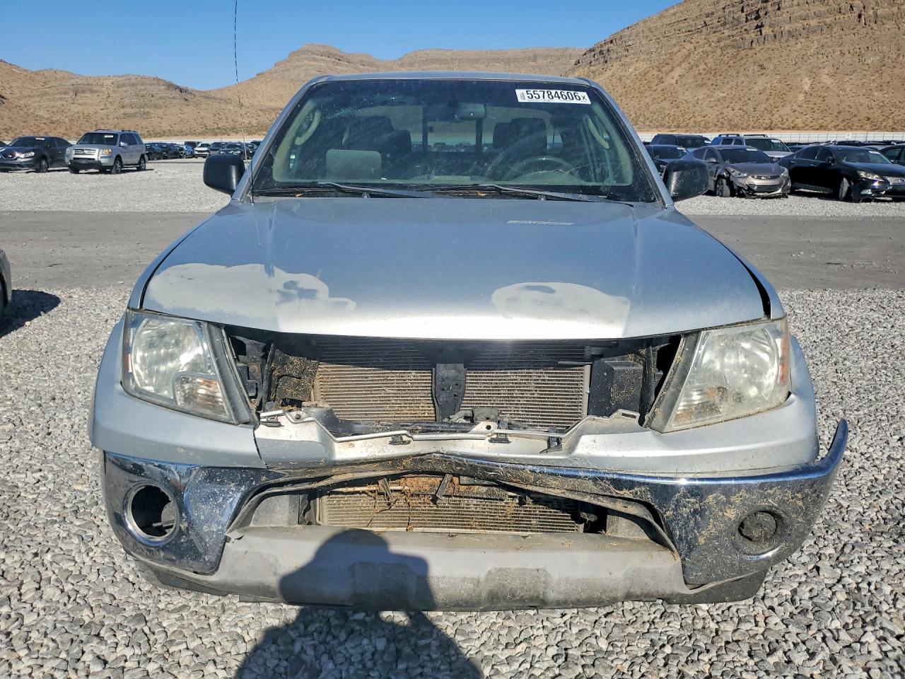Nissan Frontier Sv V6