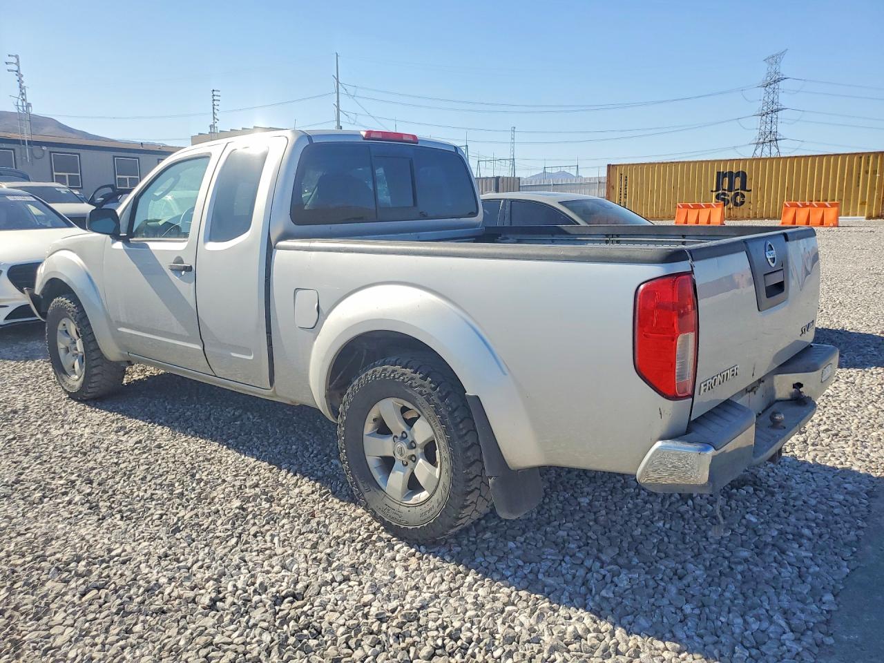 Nissan Frontier Sv V6