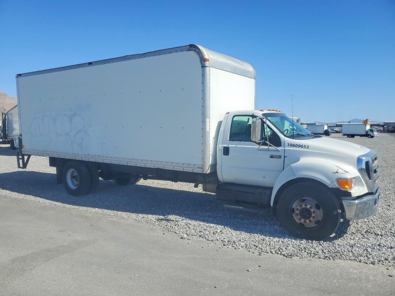 Salvage Ford F-650 Image