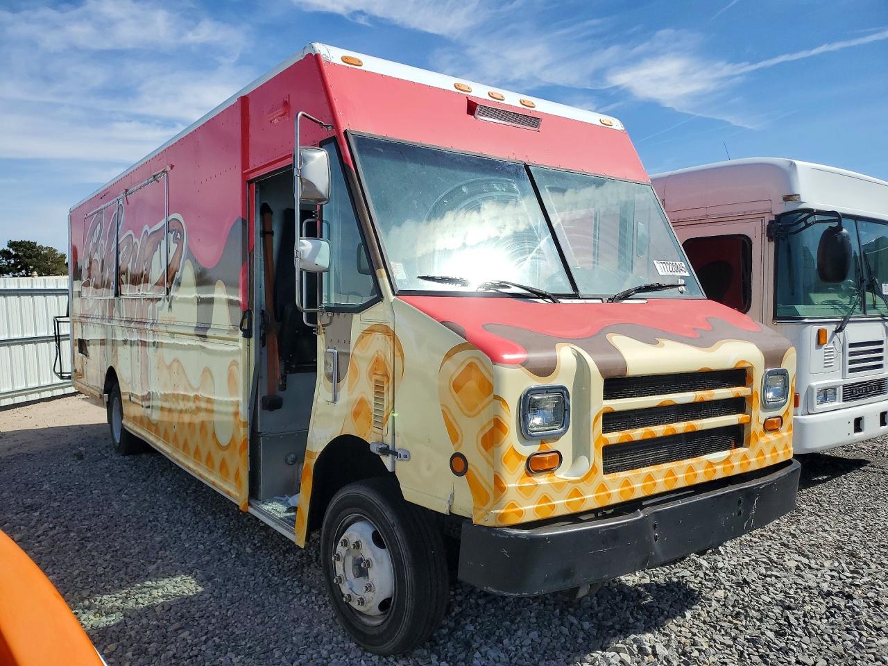 Workhorse Custom Chassis Commercial Chassis W62