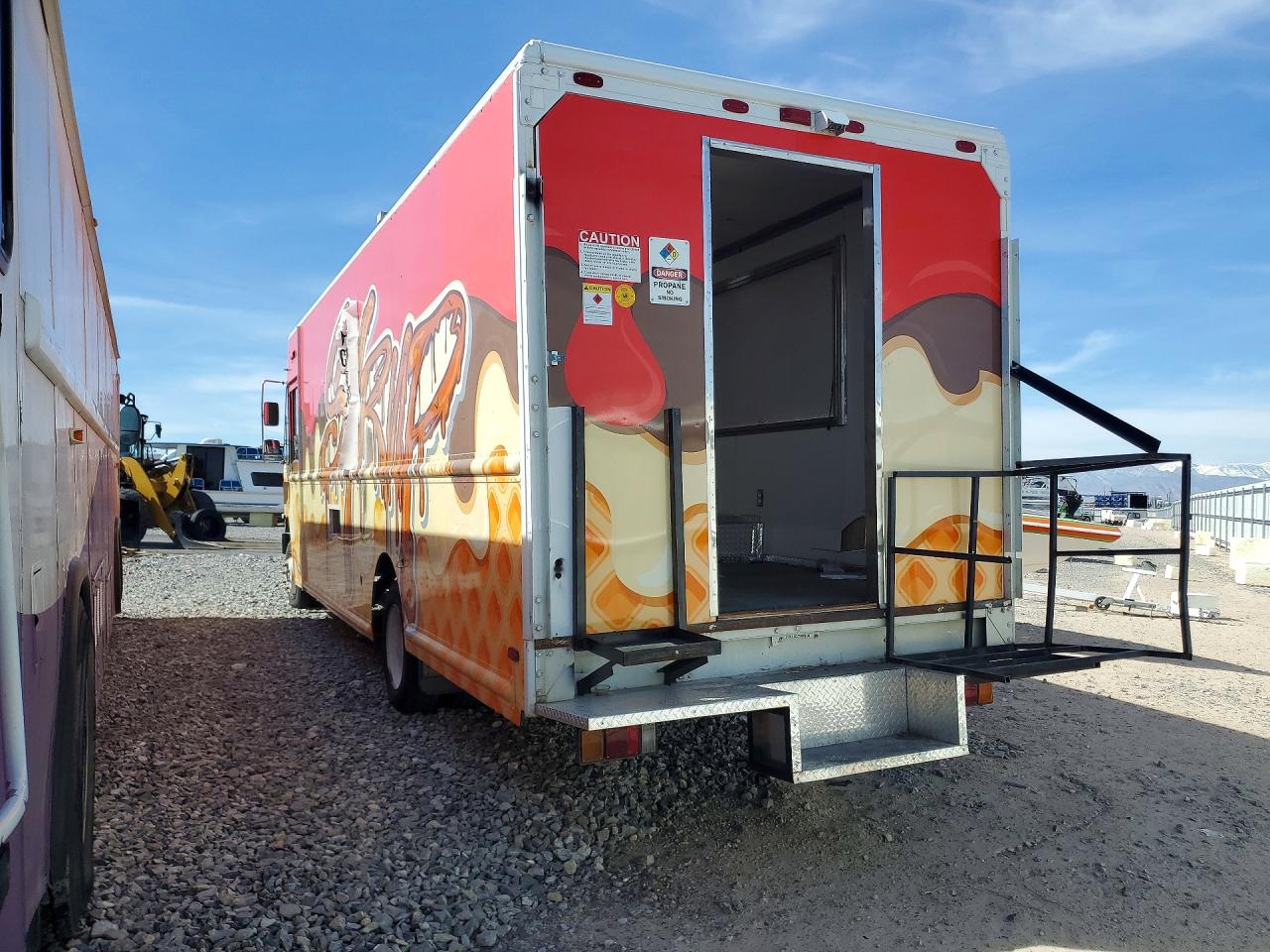 Workhorse Custom Chassis Commercial Chassis W62