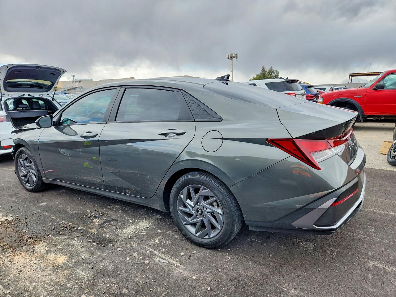 Hyundai ELANTRA Sel