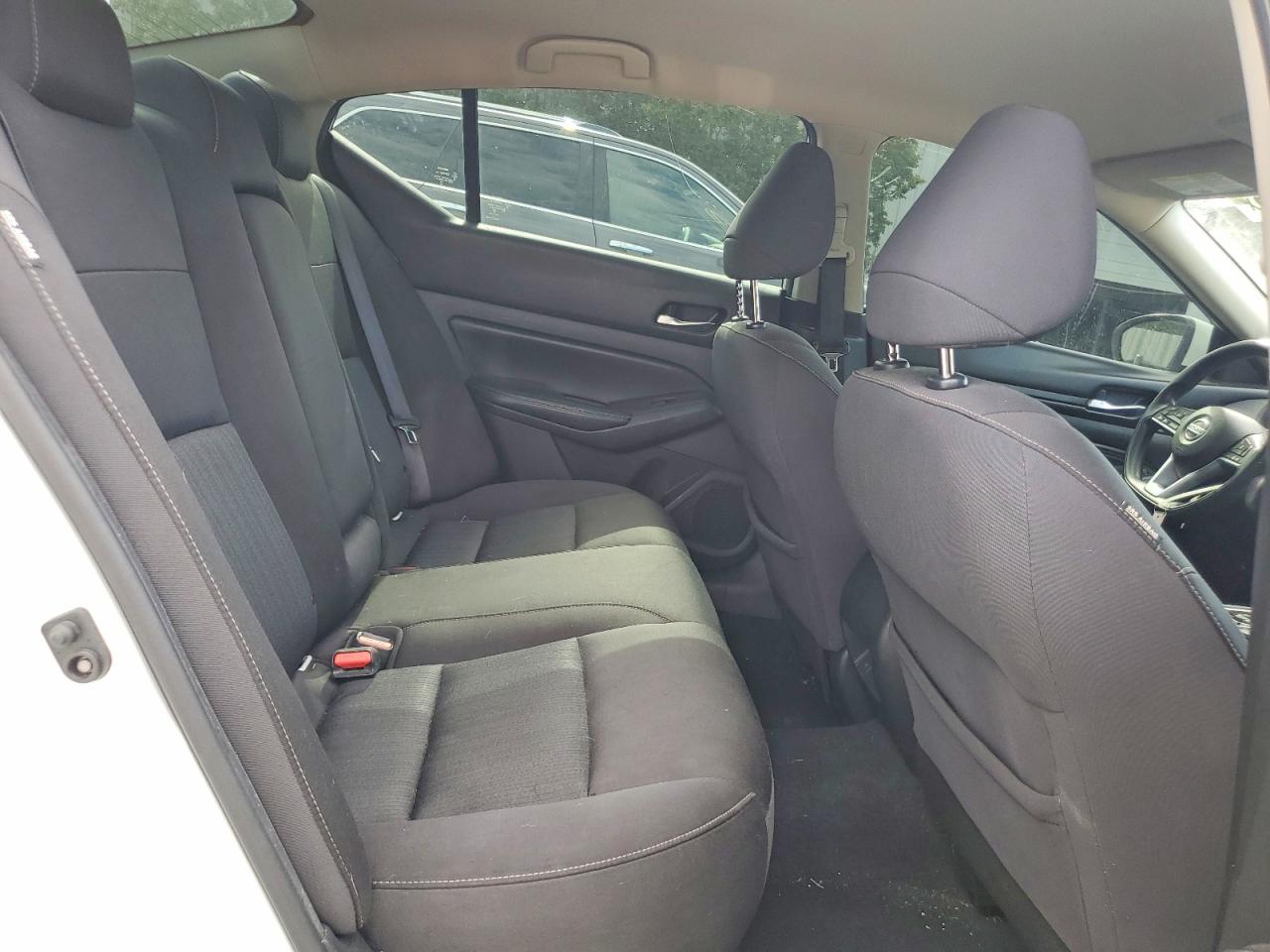 Nissan Altima S