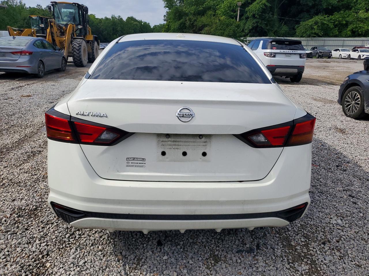 Nissan Altima S