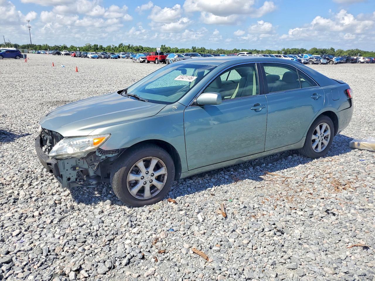 Salvage Toyota Camry Image