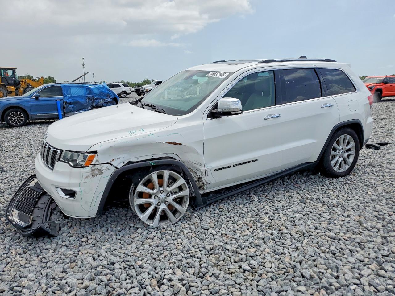 Salvage Jeep Cherokee Image